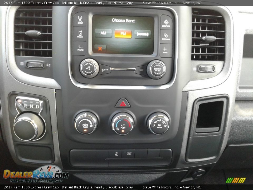 2017 Ram 1500 Express Crew Cab Brilliant Black Crystal Pearl / Black/Diesel Gray Photo #18