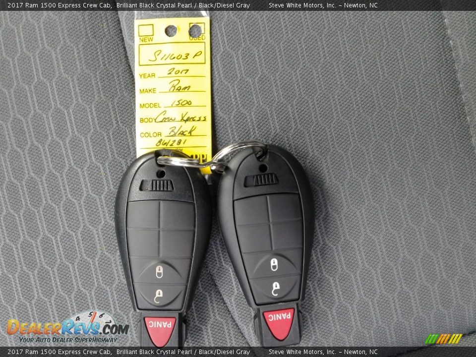 2017 Ram 1500 Express Crew Cab Brilliant Black Crystal Pearl / Black/Diesel Gray Photo #24