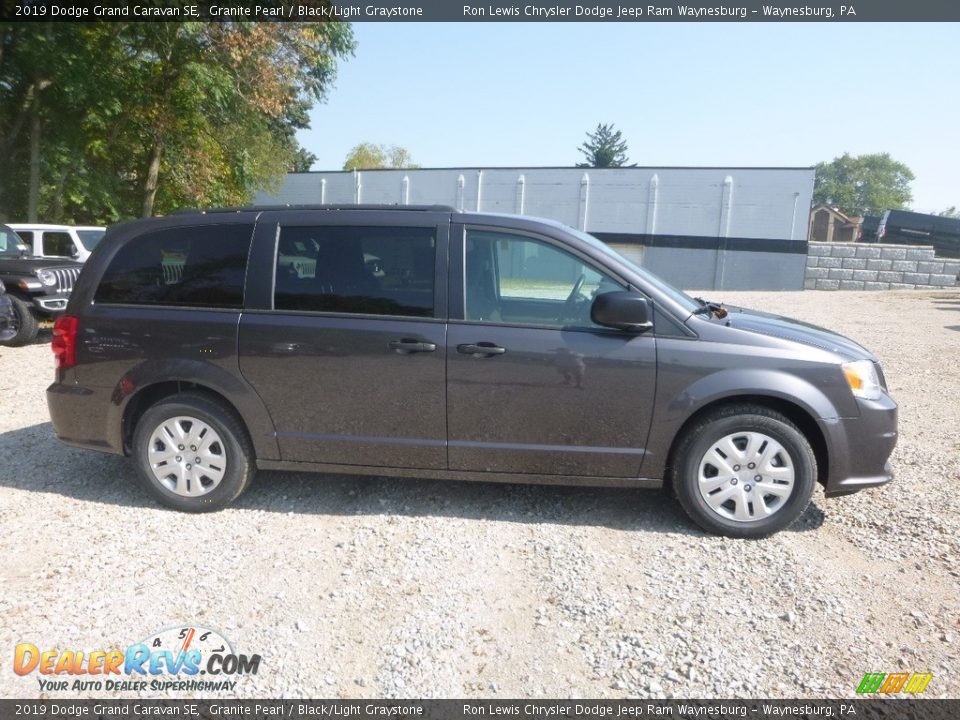 2019 Dodge Grand Caravan SE Granite Pearl / Black/Light Graystone Photo #6