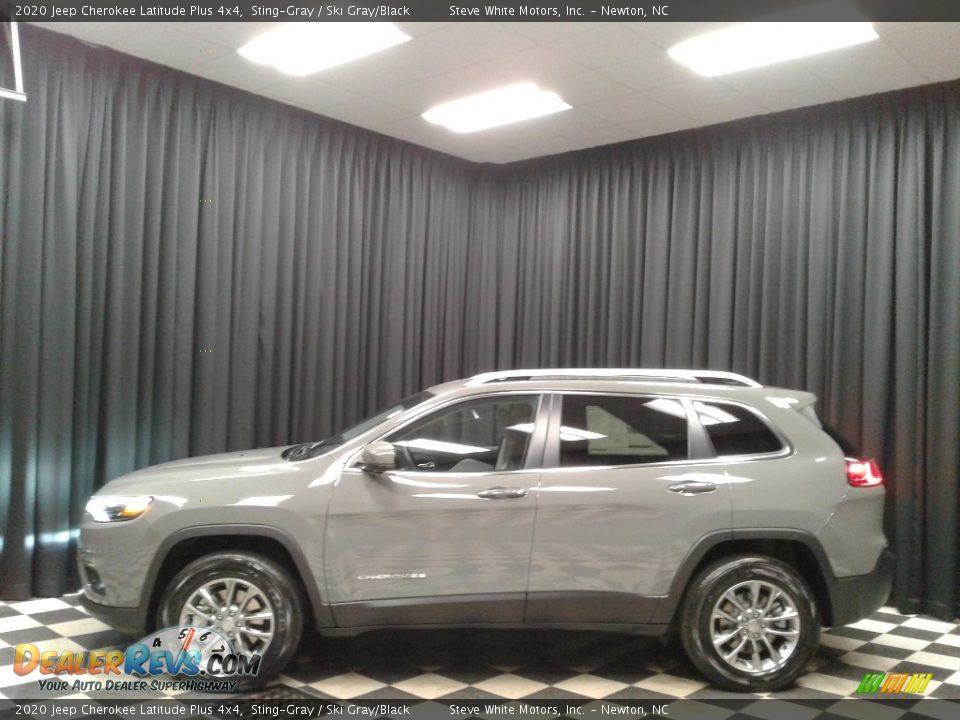 2020 Jeep Cherokee Latitude Plus 4x4 Sting-Gray / Ski Gray/Black Photo #1