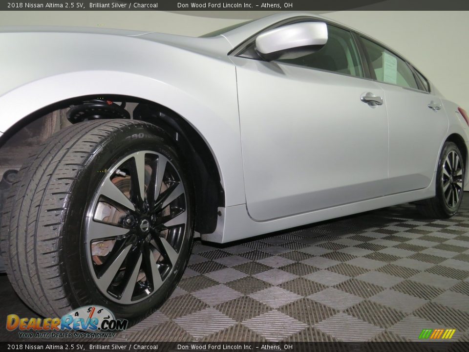 2018 Nissan Altima 2.5 SV Brilliant Silver / Charcoal Photo #8
