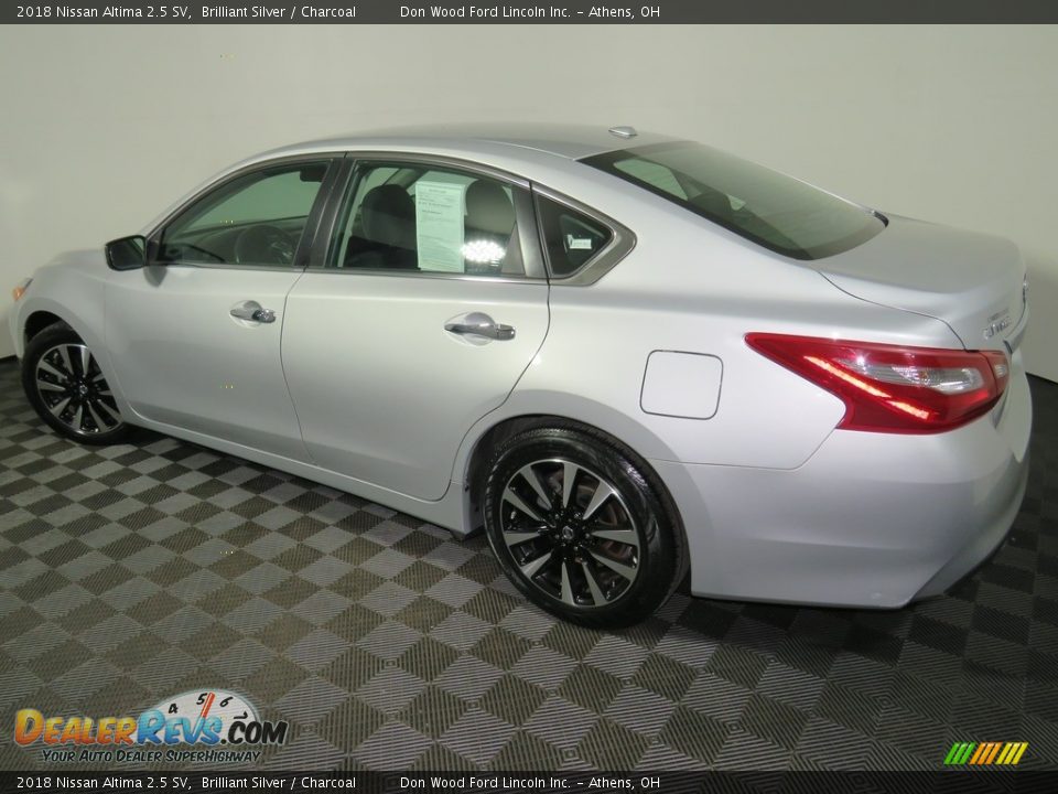 2018 Nissan Altima 2.5 SV Brilliant Silver / Charcoal Photo #9