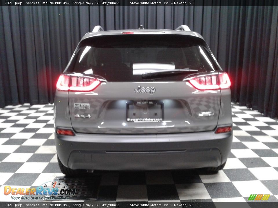 2020 Jeep Cherokee Latitude Plus 4x4 Sting-Gray / Ski Gray/Black Photo #7
