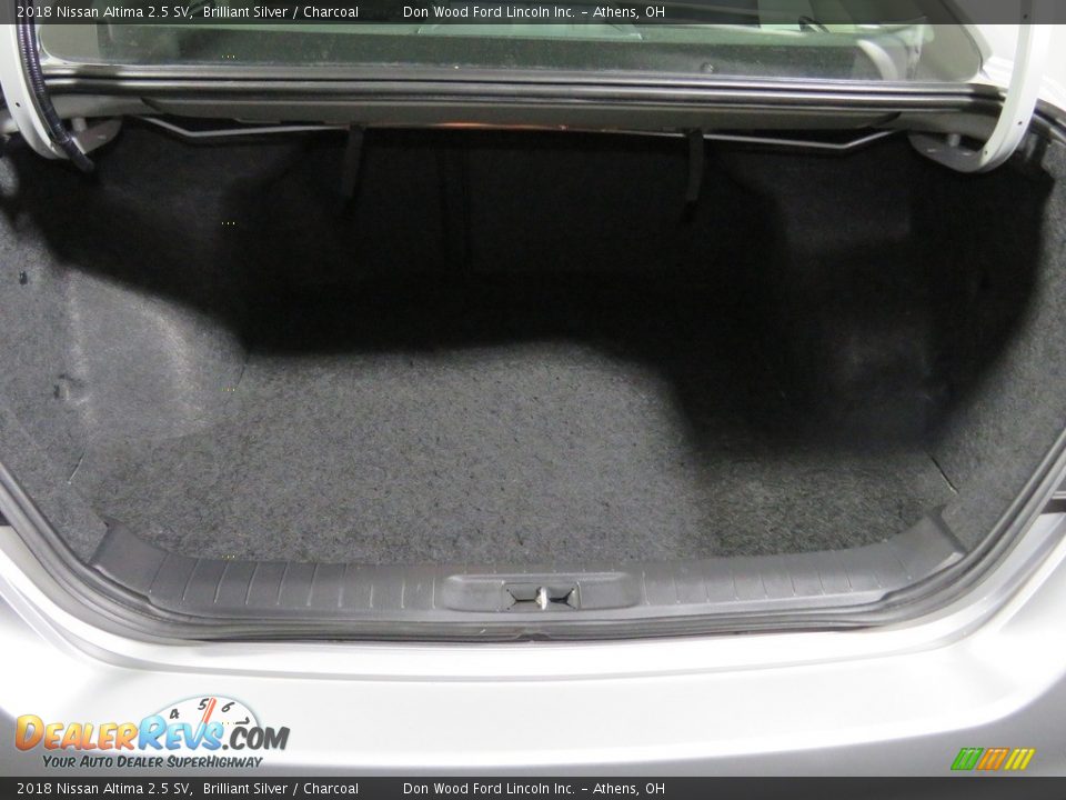 2018 Nissan Altima 2.5 SV Brilliant Silver / Charcoal Photo #13