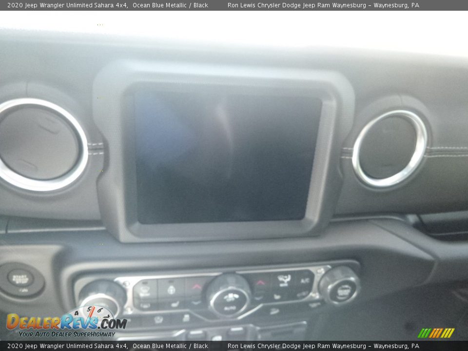 2020 Jeep Wrangler Unlimited Sahara 4x4 Ocean Blue Metallic / Black Photo #16