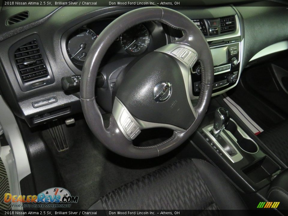 2018 Nissan Altima 2.5 SV Brilliant Silver / Charcoal Photo #19