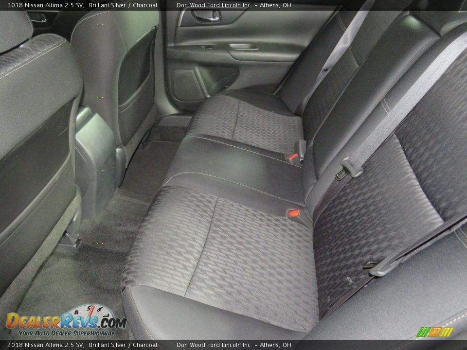 2018 Nissan Altima 2.5 SV Brilliant Silver / Charcoal Photo #22