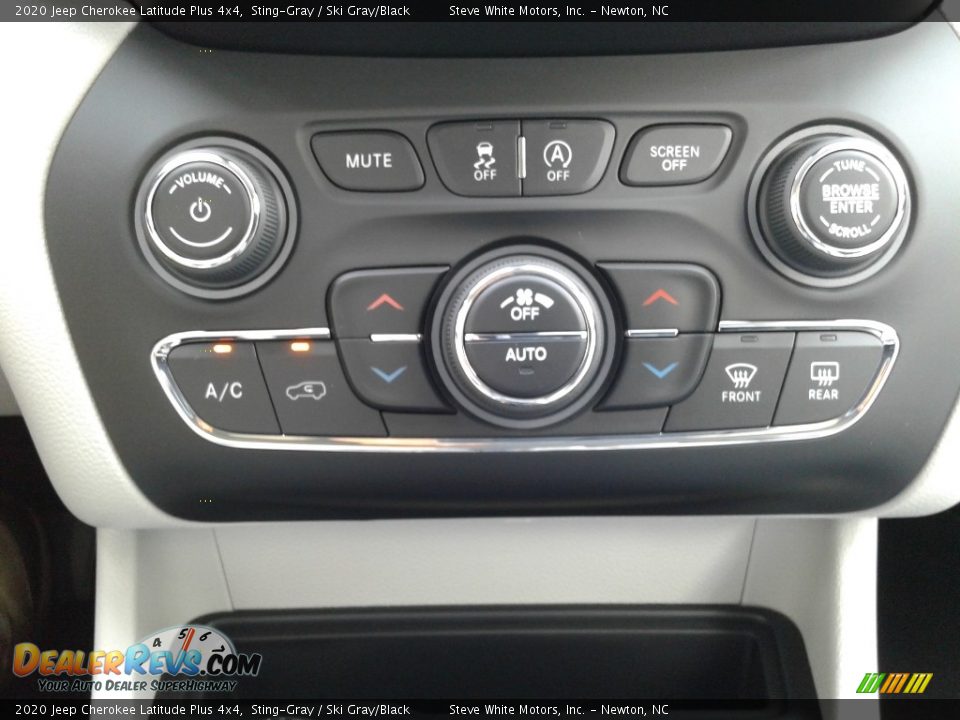 2020 Jeep Cherokee Latitude Plus 4x4 Sting-Gray / Ski Gray/Black Photo #26