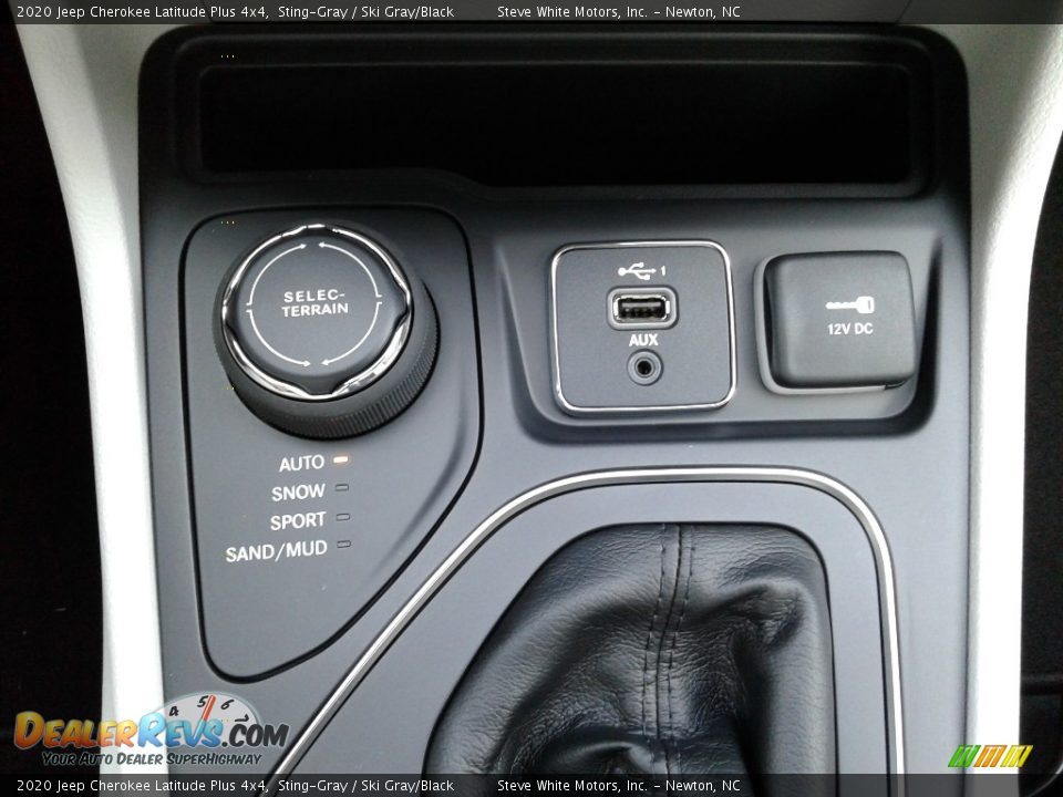 2020 Jeep Cherokee Latitude Plus 4x4 Sting-Gray / Ski Gray/Black Photo #27