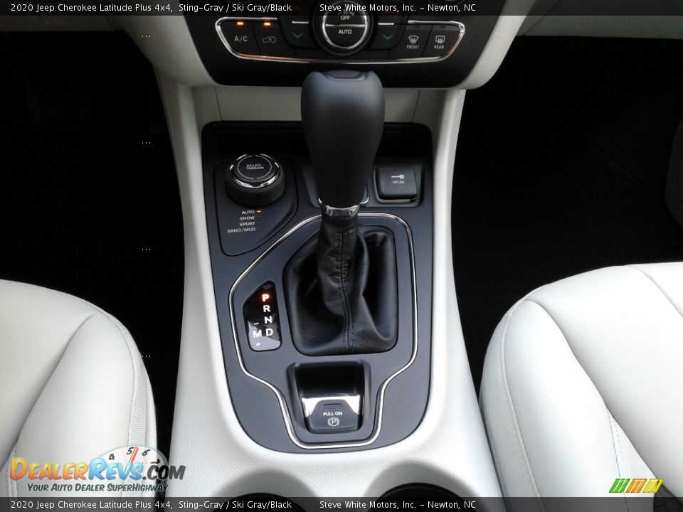 2020 Jeep Cherokee Latitude Plus 4x4 Sting-Gray / Ski Gray/Black Photo #28