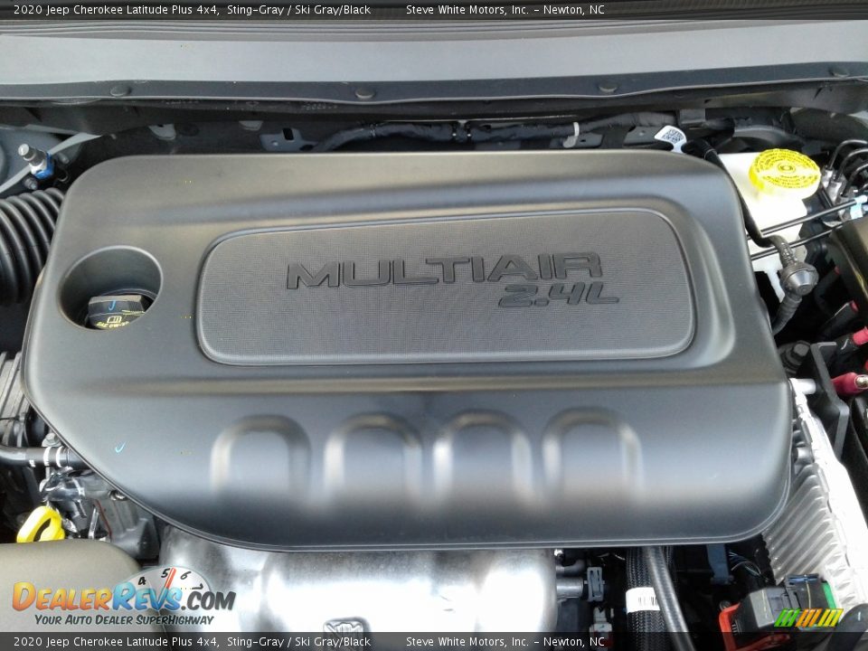 2020 Jeep Cherokee Latitude Plus 4x4 Sting-Gray / Ski Gray/Black Photo #32