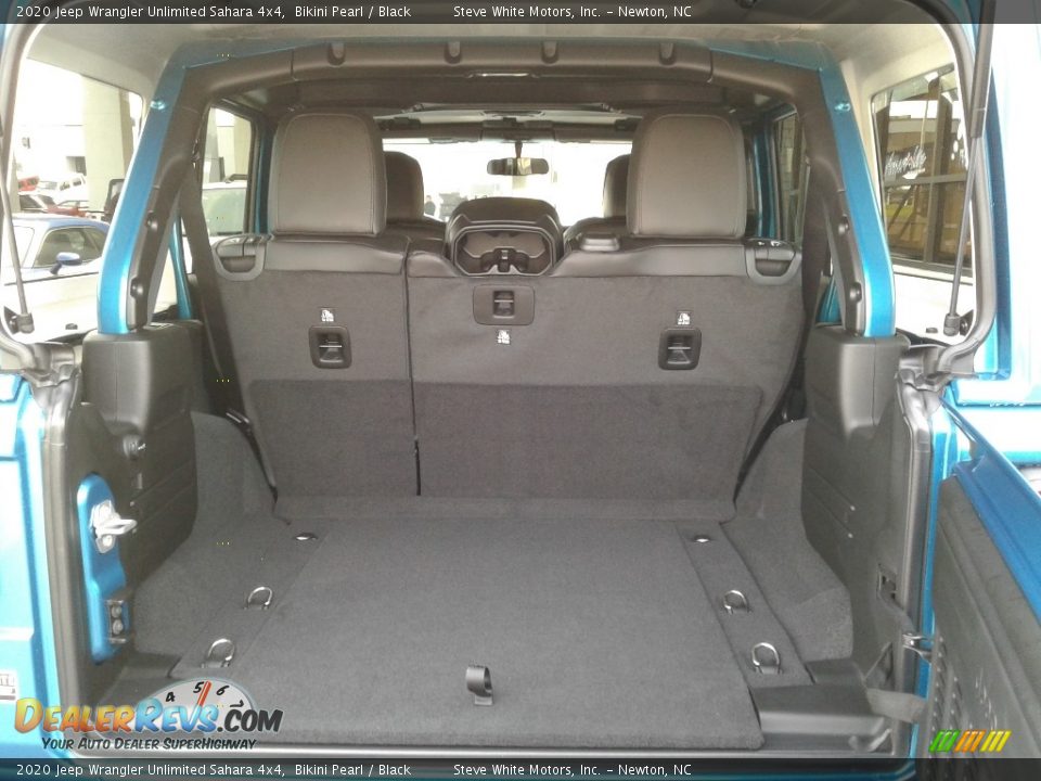 2020 Jeep Wrangler Unlimited Sahara 4x4 Bikini Pearl / Black Photo #12