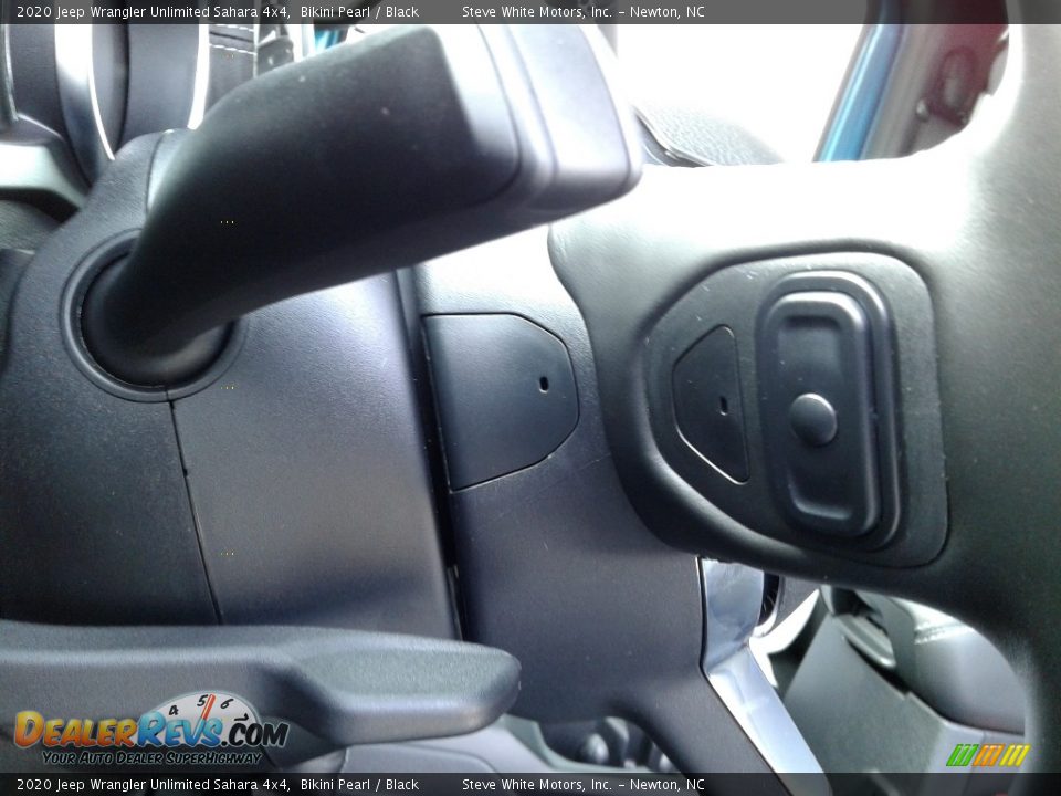 2020 Jeep Wrangler Unlimited Sahara 4x4 Bikini Pearl / Black Photo #15