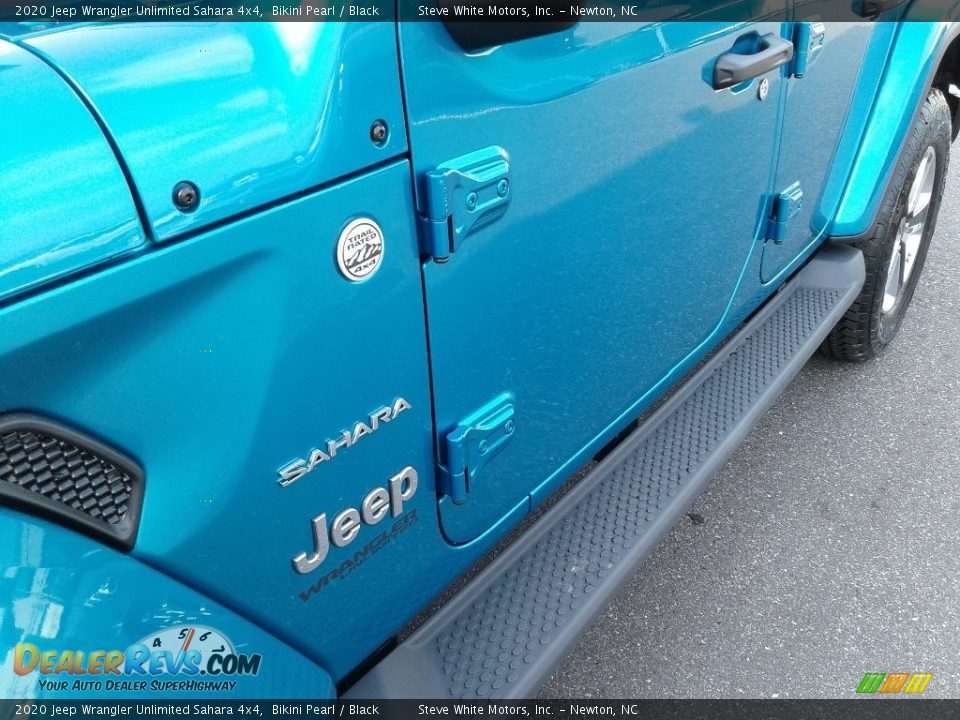 2020 Jeep Wrangler Unlimited Sahara 4x4 Bikini Pearl / Black Photo #28