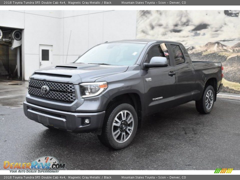 2018 Toyota Tundra SR5 Double Cab 4x4 Magnetic Gray Metallic / Black Photo #2