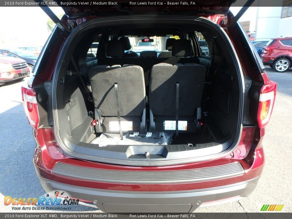 2019 Ford Explorer XLT 4WD Burgundy Velvet / Medium Black Photo #4
