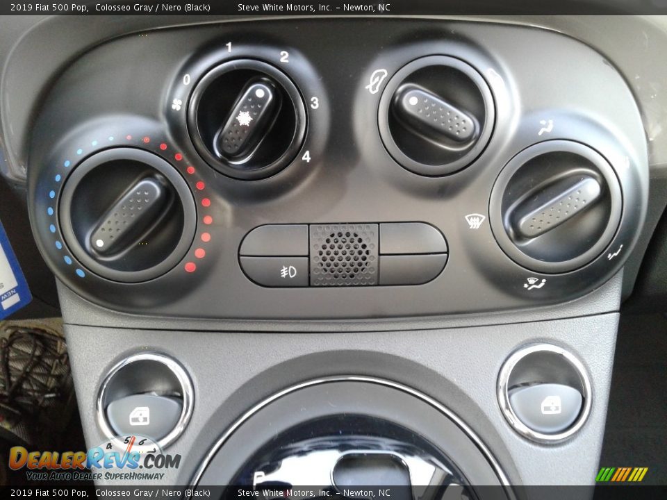Controls of 2019 Fiat 500 Pop Photo #22