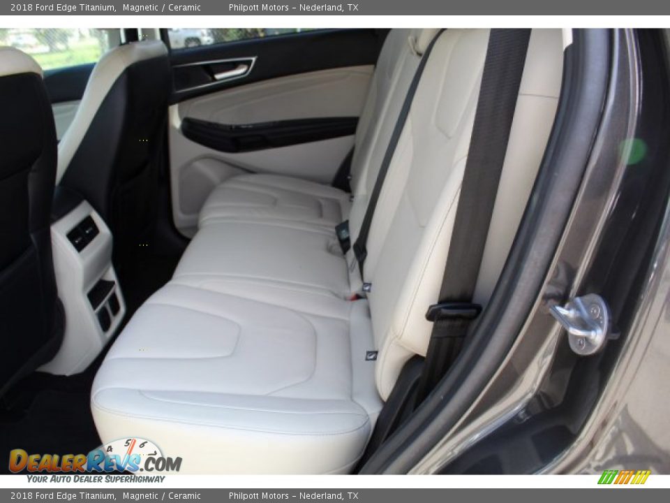 2018 Ford Edge Titanium Magnetic / Ceramic Photo #23
