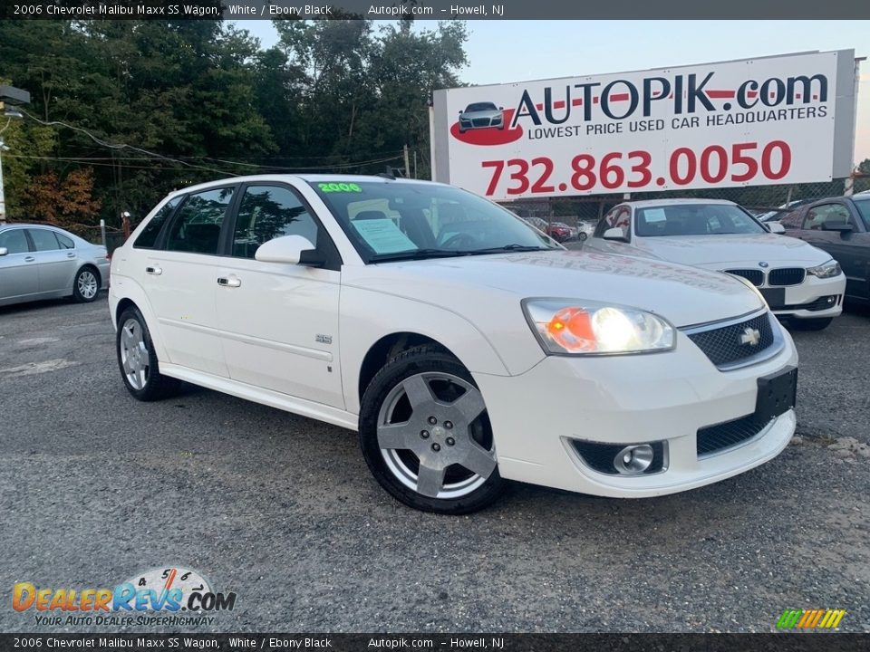 2006 Chevrolet Malibu Maxx SS Wagon White / Ebony Black Photo #1