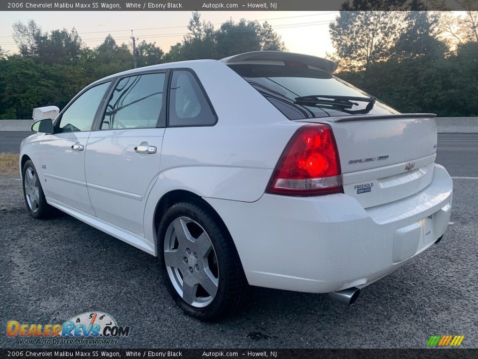 2006 Chevrolet Malibu Maxx SS Wagon White / Ebony Black Photo #5