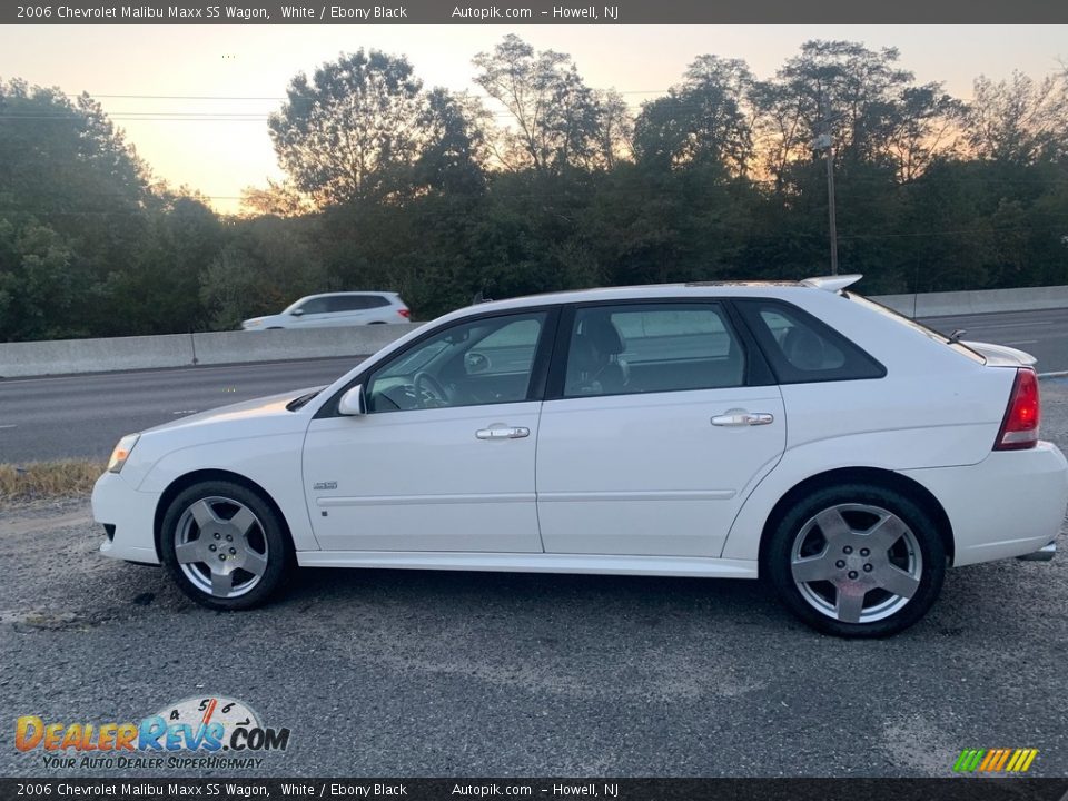 2006 Chevrolet Malibu Maxx SS Wagon White / Ebony Black Photo #6