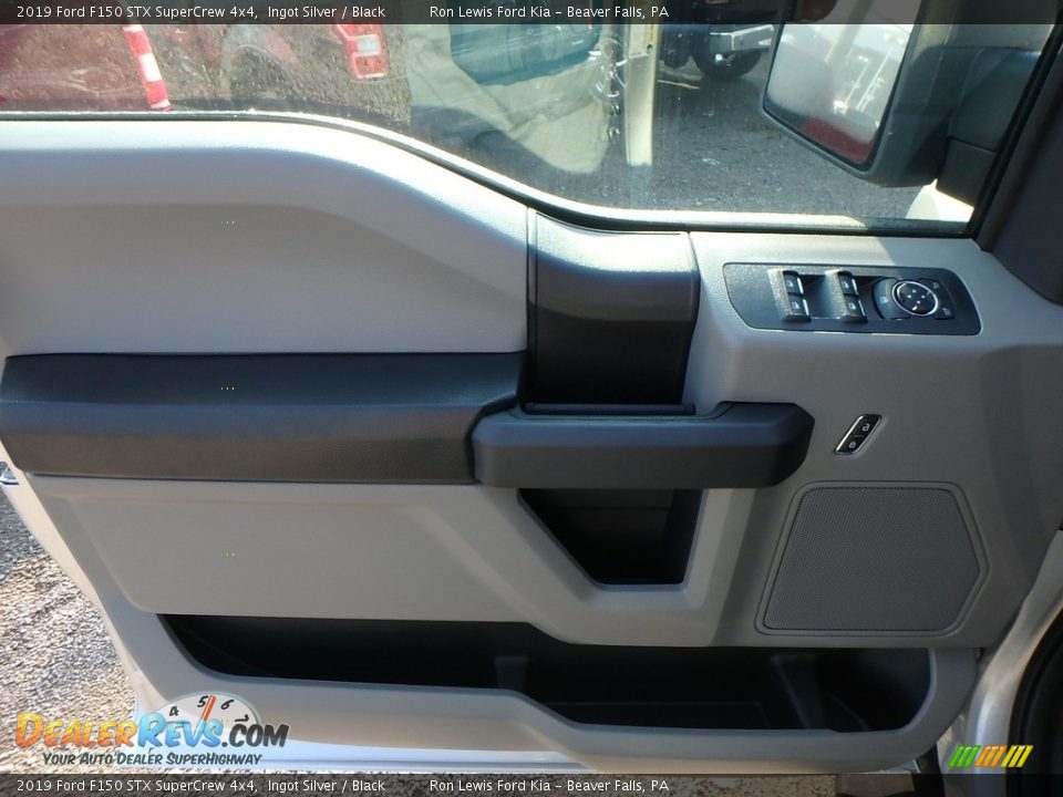2019 Ford F150 STX SuperCrew 4x4 Ingot Silver / Black Photo #15