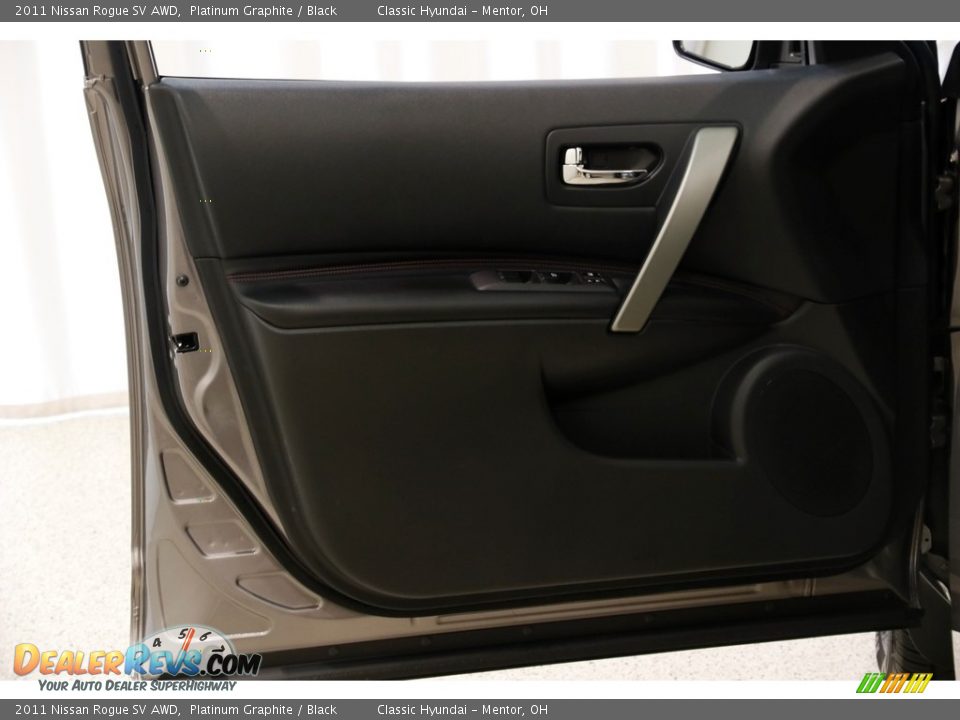 2011 Nissan Rogue SV AWD Platinum Graphite / Black Photo #4