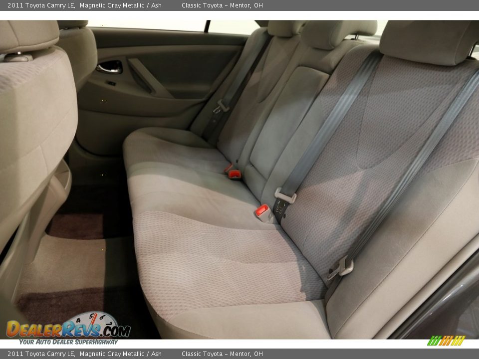 2011 Toyota Camry LE Magnetic Gray Metallic / Ash Photo #17
