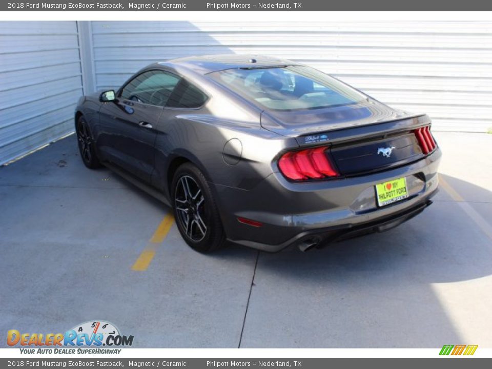 2018 Ford Mustang EcoBoost Fastback Magnetic / Ceramic Photo #7