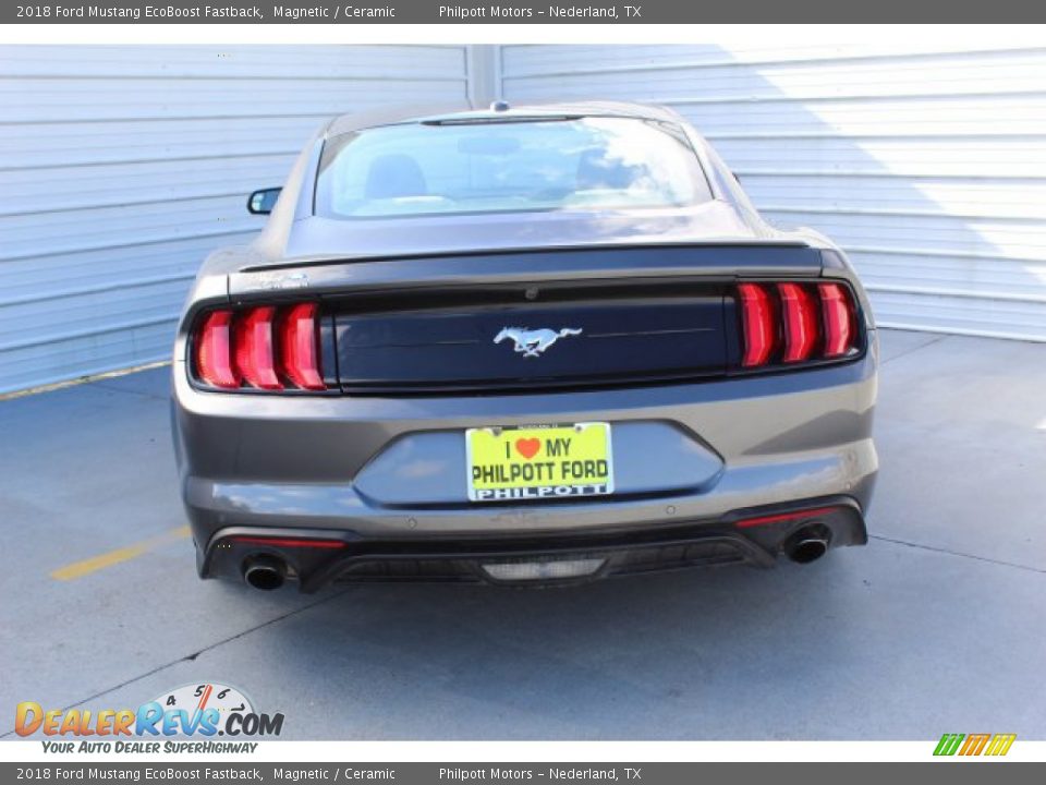 2018 Ford Mustang EcoBoost Fastback Magnetic / Ceramic Photo #8