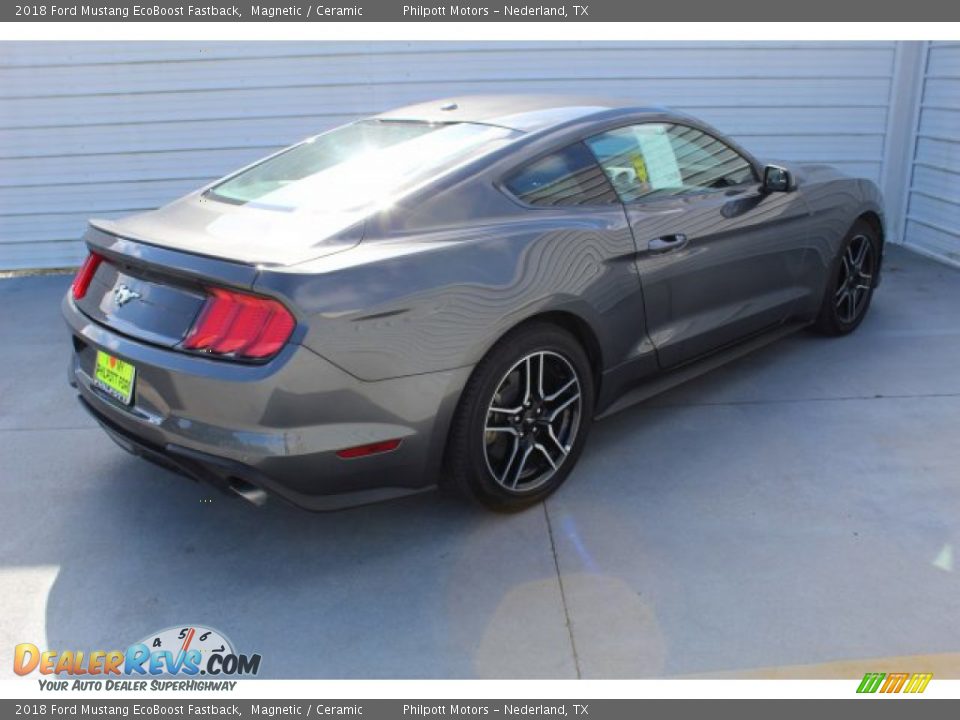 2018 Ford Mustang EcoBoost Fastback Magnetic / Ceramic Photo #9