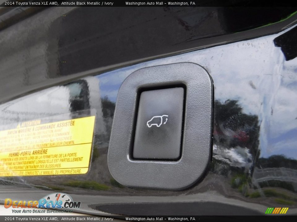 2014 Toyota Venza XLE AWD Attitude Black Metallic / Ivory Photo #25