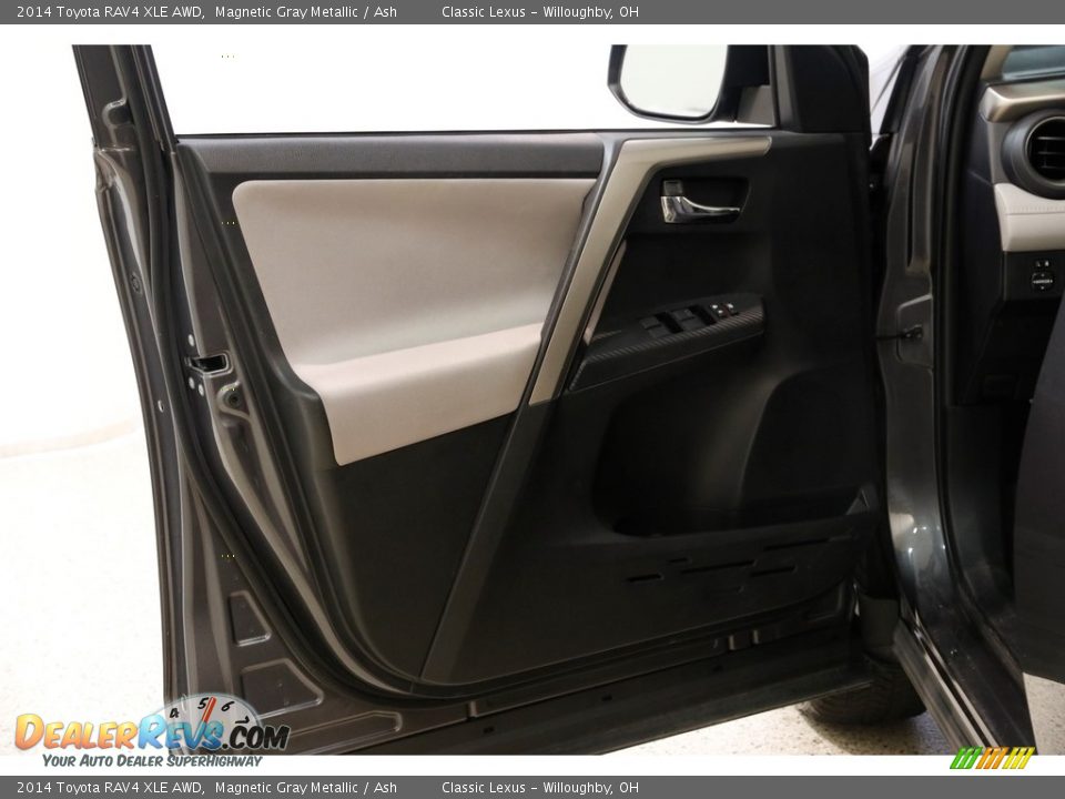 2014 Toyota RAV4 XLE AWD Magnetic Gray Metallic / Ash Photo #4