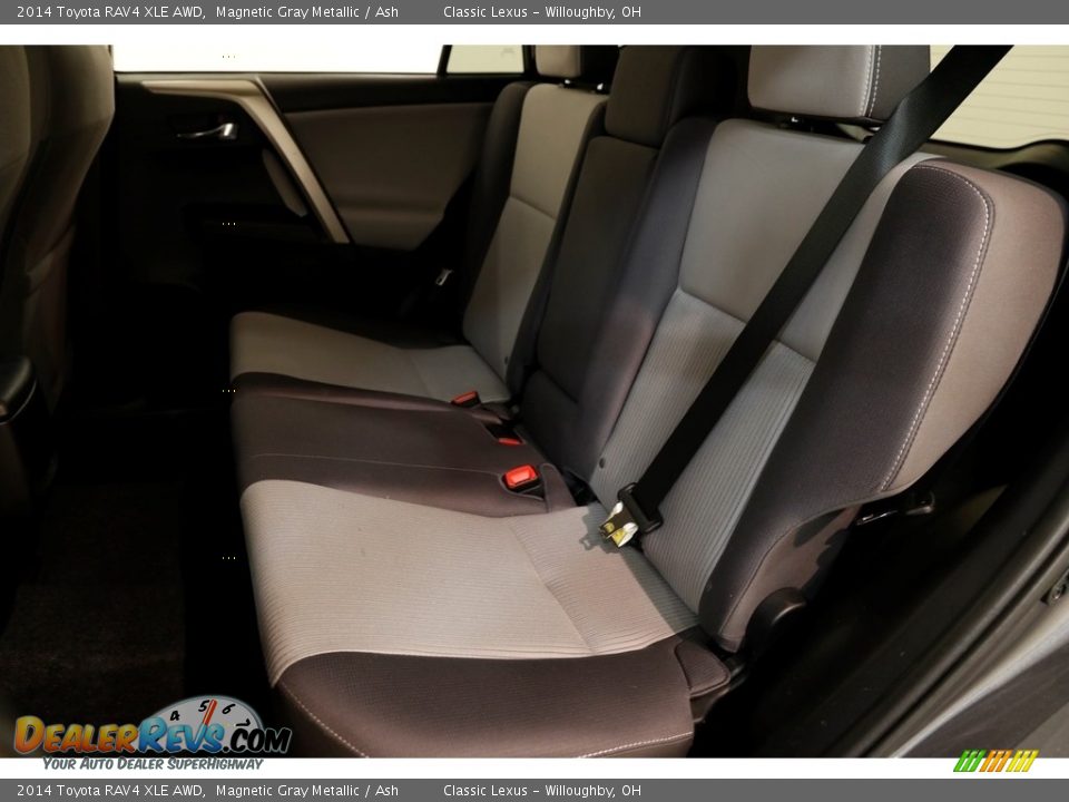 2014 Toyota RAV4 XLE AWD Magnetic Gray Metallic / Ash Photo #18