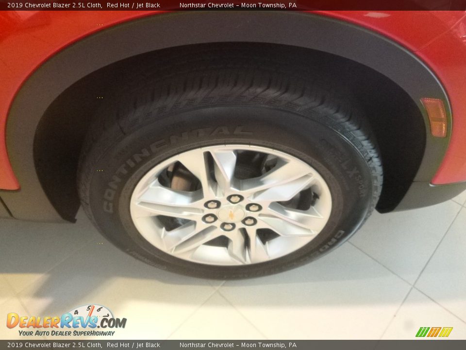 2019 Chevrolet Blazer 2.5L Cloth Red Hot / Jet Black Photo #4