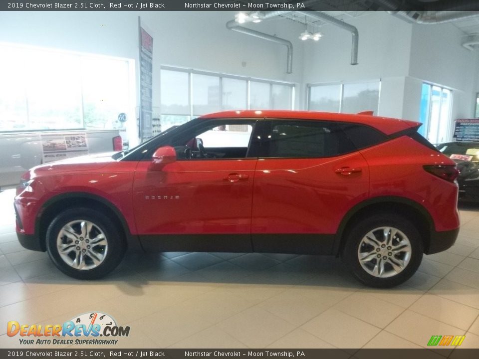 2019 Chevrolet Blazer 2.5L Cloth Red Hot / Jet Black Photo #7
