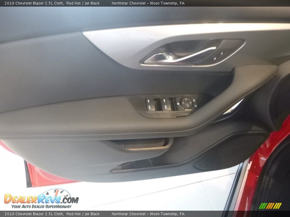 2019 Chevrolet Blazer 2.5L Cloth Red Hot / Jet Black Photo #13