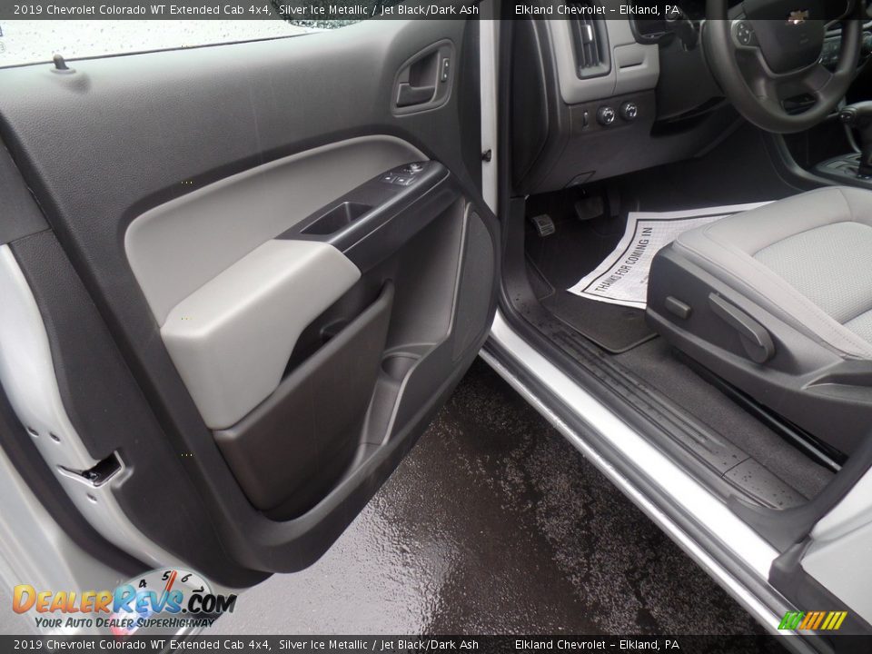 2019 Chevrolet Colorado WT Extended Cab 4x4 Silver Ice Metallic / Jet Black/Dark Ash Photo #12