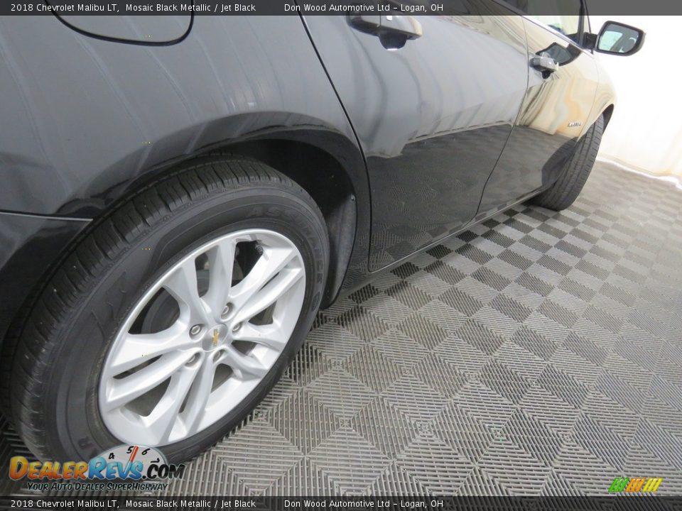 2018 Chevrolet Malibu LT Mosaic Black Metallic / Jet Black Photo #16