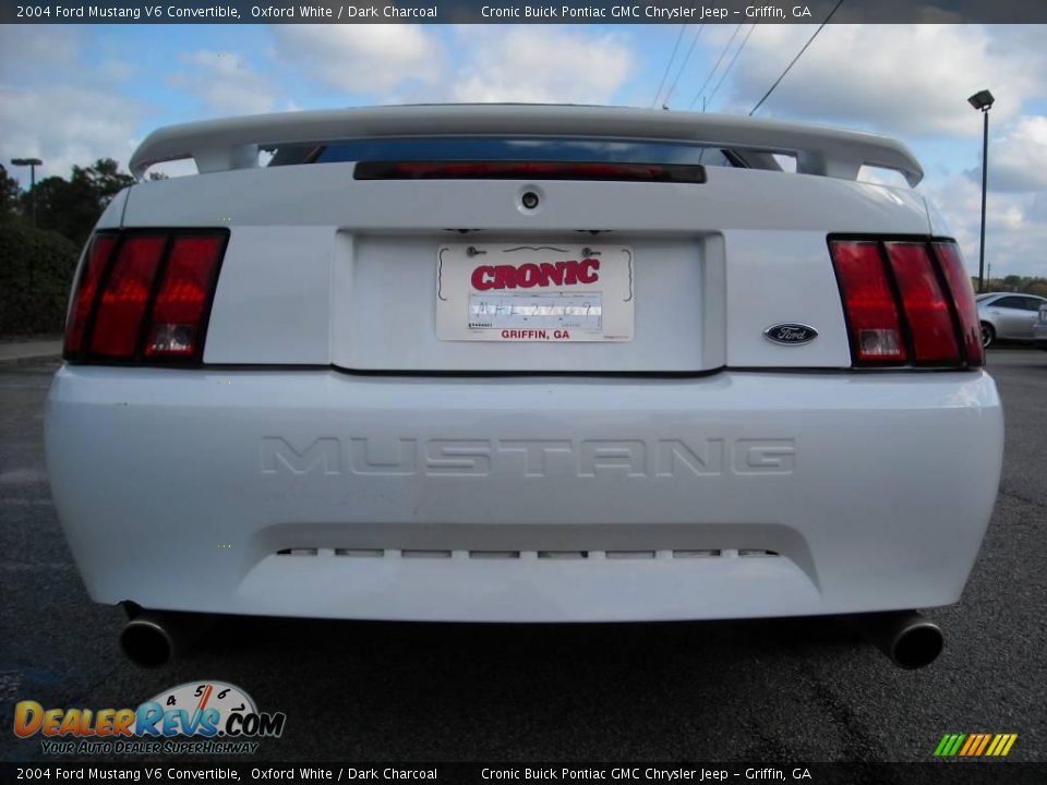 2004 Ford Mustang V6 Convertible Oxford White / Dark Charcoal Photo #7
