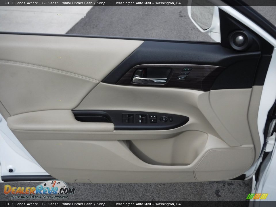 2017 Honda Accord EX-L Sedan White Orchid Pearl / Ivory Photo #16