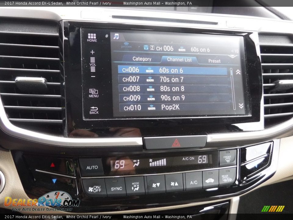 2017 Honda Accord EX-L Sedan White Orchid Pearl / Ivory Photo #19