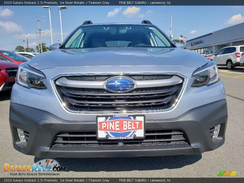 2020 Subaru Outback 2.5i Premium Ice Silver Metallic / Titanium Gray Photo #2