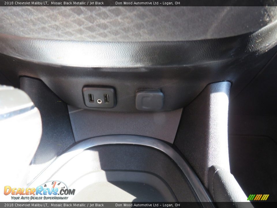 2018 Chevrolet Malibu LT Mosaic Black Metallic / Jet Black Photo #26