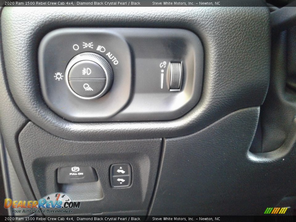 2020 Ram 1500 Rebel Crew Cab 4x4 Diamond Black Crystal Pearl / Black Photo #15