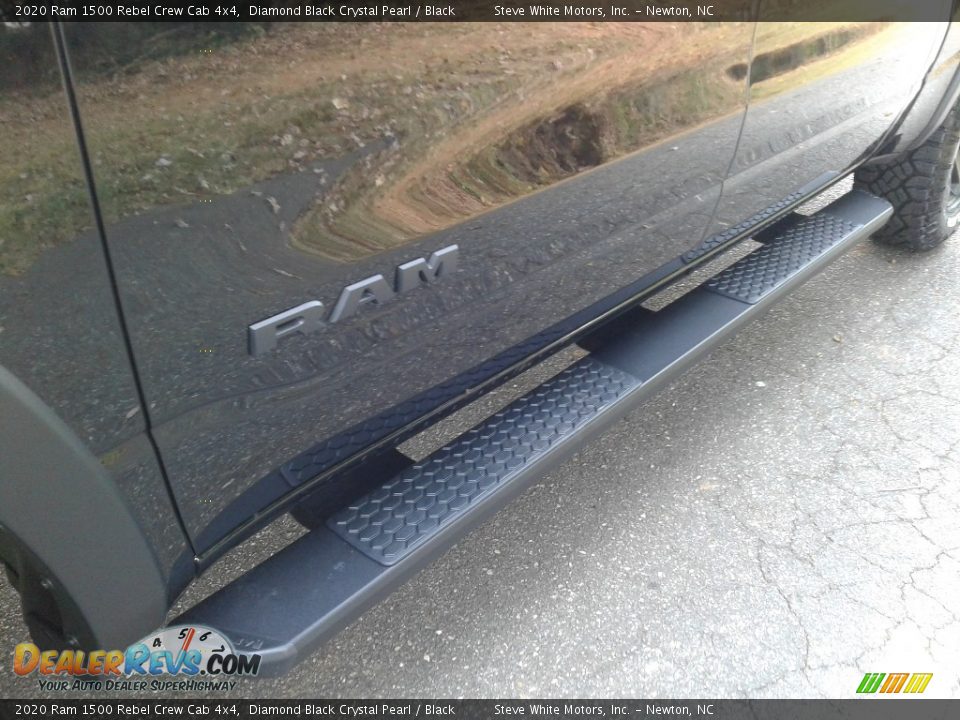 2020 Ram 1500 Rebel Crew Cab 4x4 Diamond Black Crystal Pearl / Black Photo #31