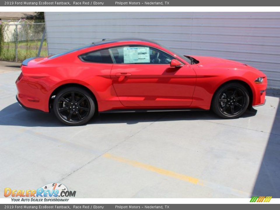 2019 Ford Mustang EcoBoost Fastback Race Red / Ebony Photo #10