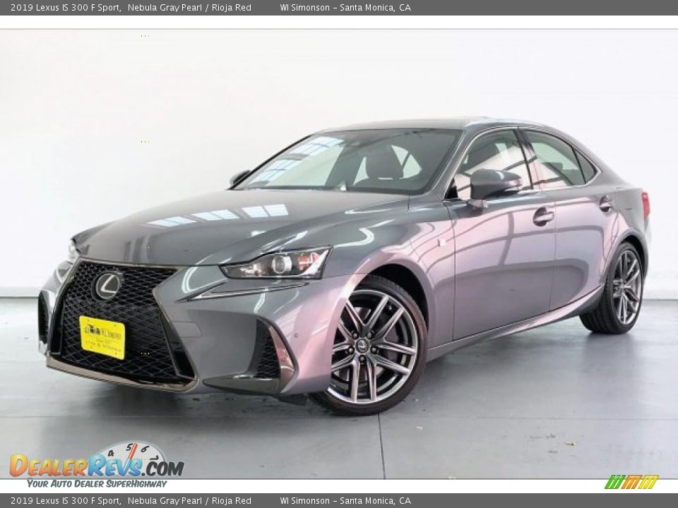 Front 3/4 View of 2019 Lexus IS 300 F Sport Photo #12