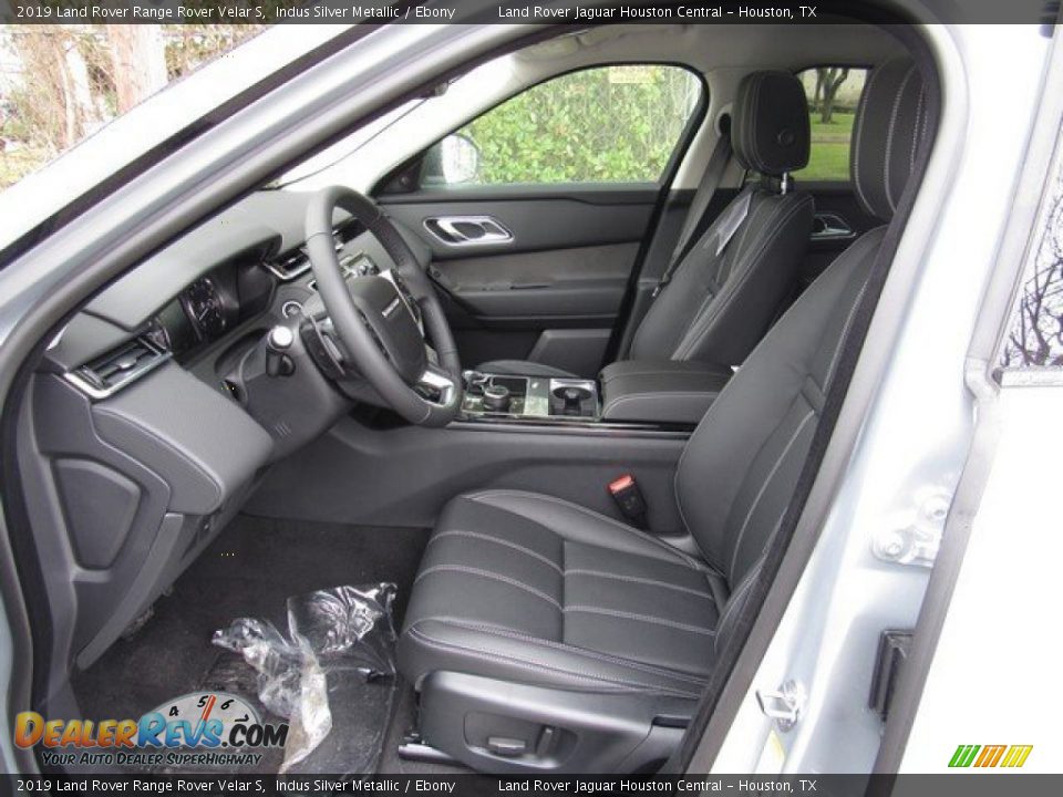 Ebony Interior - 2019 Land Rover Range Rover Velar S Photo #11