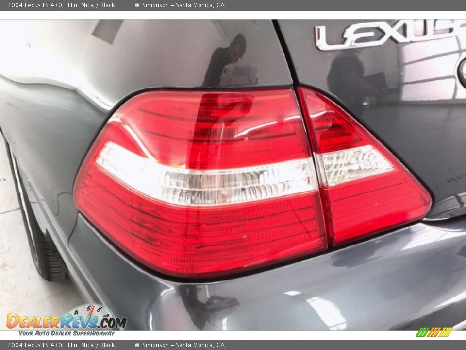 2004 Lexus LS 430 Flint Mica / Black Photo #26